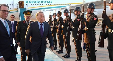 Назарбаев прибыл в Турцию с официальным визитом