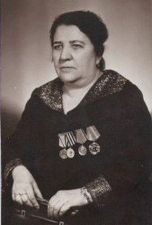 Фатьма Муртазаева служила медсестрой