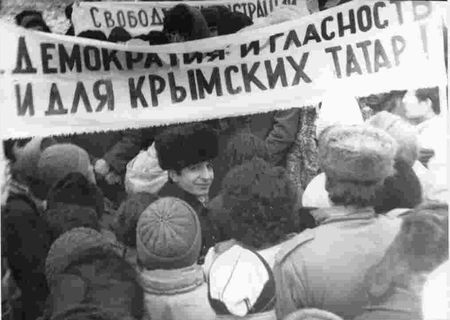 Как крымские татары 30-летие высылки «встречали»