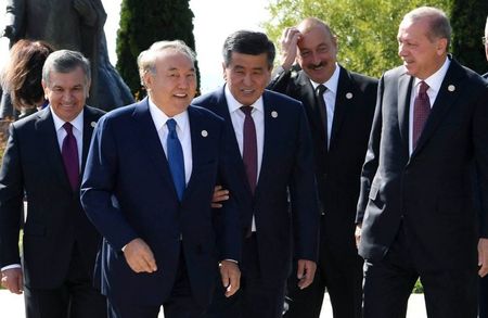 Узбекистан присоединился к Тюркскому Совету