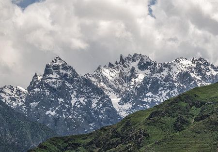 Где побили камнями Хамзу
