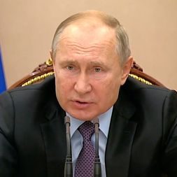 Президент России Владимир Путин (О воровстве на космодроме Восточный)