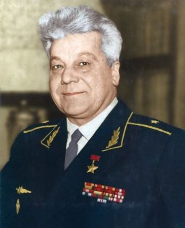 Анатолий Ляпидевский