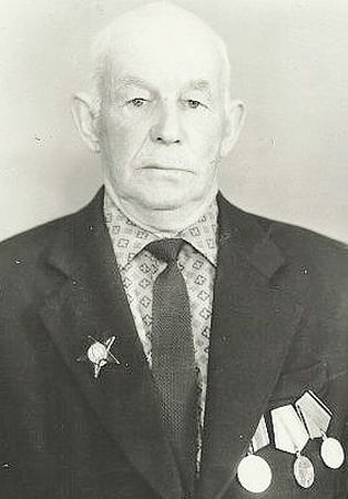 Босняков Рустем Сеферович (1914 - ?)