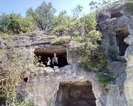 Рукотворные пещеры Чуфуткале