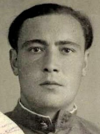 Эмир-Суинов Юнус (1924 — ?)