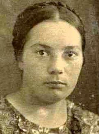 Рефатова Пакизе (1921 — ?)