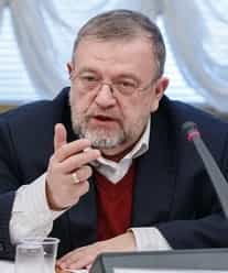 Замдиректора Института этнологии и антропологии РАН, член Совета при президенте РФ по межнациональным отношениям Владимир Зорин