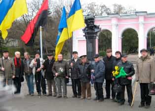 Нужна ли украинцам автономия в Крыму?