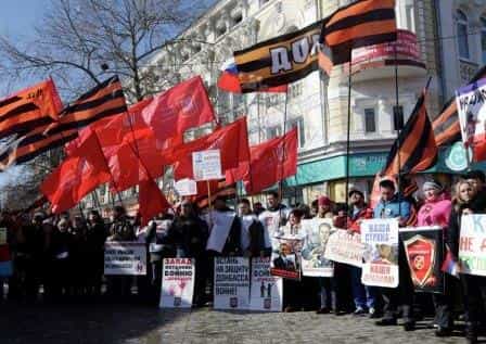 Митинг в поддержку Президента России Владимира Путина в Симферополе