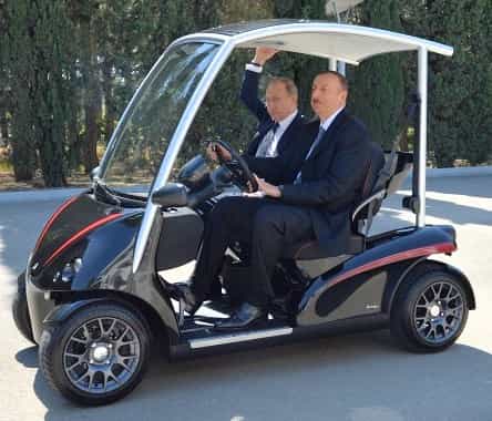 Президенты России и Азербайджана Владимир Путин и Ильхам Алиев