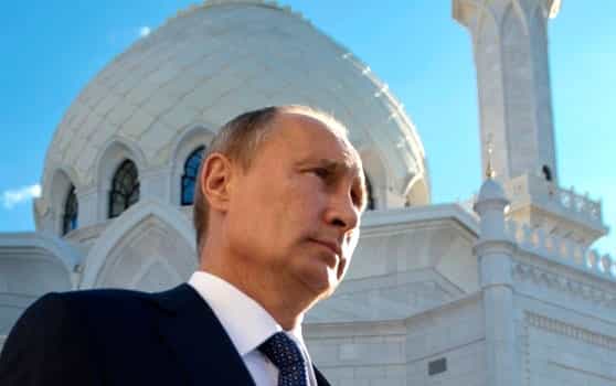 Владимир Путин поздравил мусульман с праздником Ураза-байрам