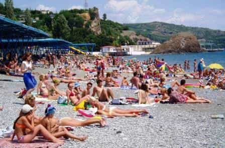 Крым принял два миллиона туристов