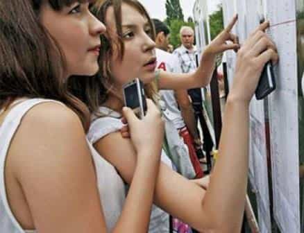 Сколько выпускников крымских школ будут учиться на материке