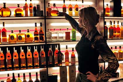 В Баку из продажи исчез алкоголь