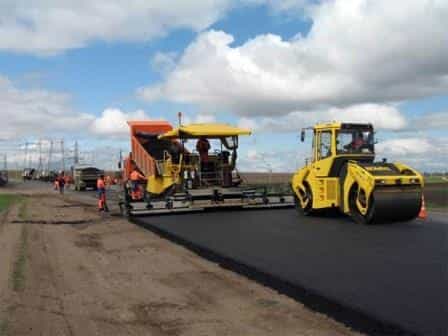 В 2015 году в Узбекистане осуществлены работы по строительству и реконструкции 382,4 км участков автомобильных дорог