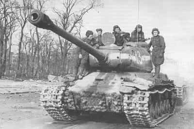 Мемет Членов командовал ротой тяжелых танков