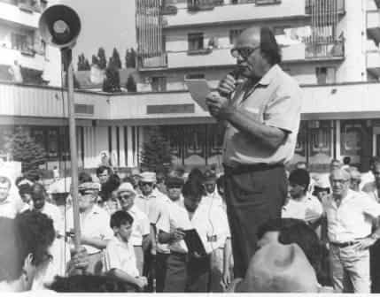 Сейтумер  Эмин на митинге в Новороссийске, 02.06,1989 г.