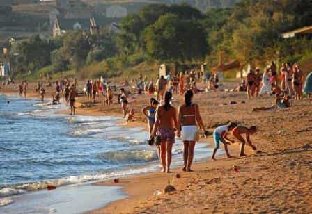 На каких крымских пляжах купаться запрещено