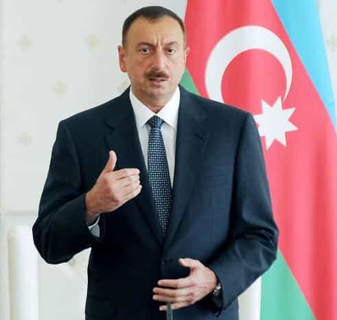 Ильхам Алиев решил разобраться с землей