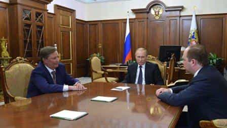 Указом главы государства Сергей Иванов освобожден от должности главы администрации президента РФ. Его место занял Антон Вайно
