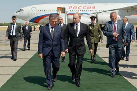 Путин почтил память Каримова в Самарканде