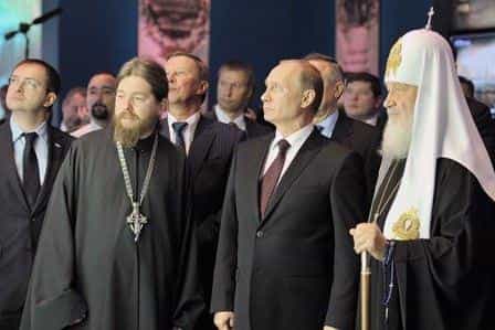 Почему Кремль делает ставку на православных