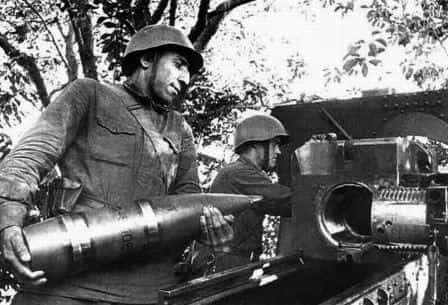 Асан Топчук непрерывно подвозил снаряды