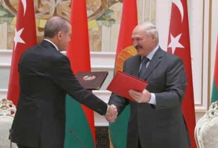 Президенты Беларусии и Турции Александр Лукашенко и Реджеп Тайип Эрдоган