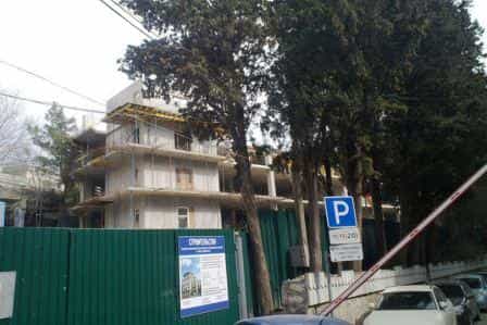  Новая «многоэтажная волейбольная площадка» в центре Ялты