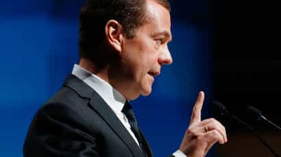 Почему тянут с отставкой Медведева