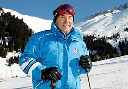 Президент Казахстана Нурсултан Назарбаев часто ездит на горнолыжные курорты Президент Казахстана Нурсултан Назарбаев часто ездит на горнолыжные курорты