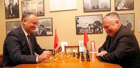 Президент Молдовы Игорь Додон возглавляет Федерацию шахмат республики Президент Молдовы Игорь Додон возглавляет Федерацию шахмат республики