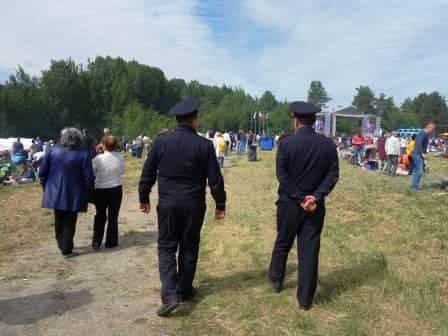 Грозные стражи, подчиненные тому самому вселяющему трепет московскому улусу