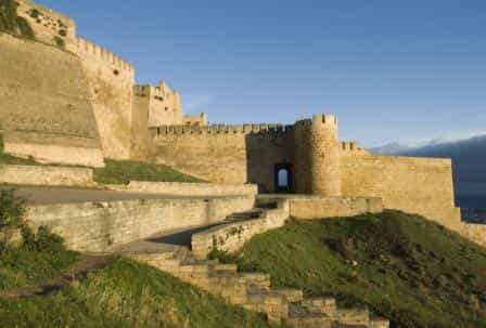 Старинная крепость Нарын-Кала