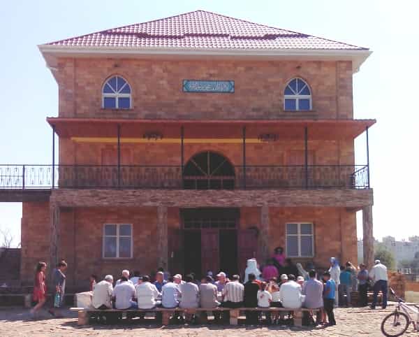 В мечети на Стрелковой отпраздновали Курбан-Байрам