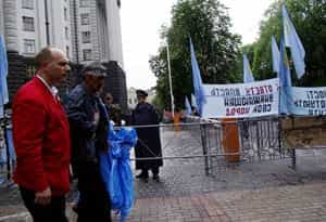 Кабмин Украины продолжает издеваться над крымскими татарами