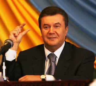 Янукович перетряхивает Администрацию