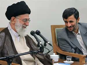 Аятолла Хаменеи поддержал Ахмадинеджада