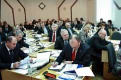 Крымские депутаты изменили структуру Совмина