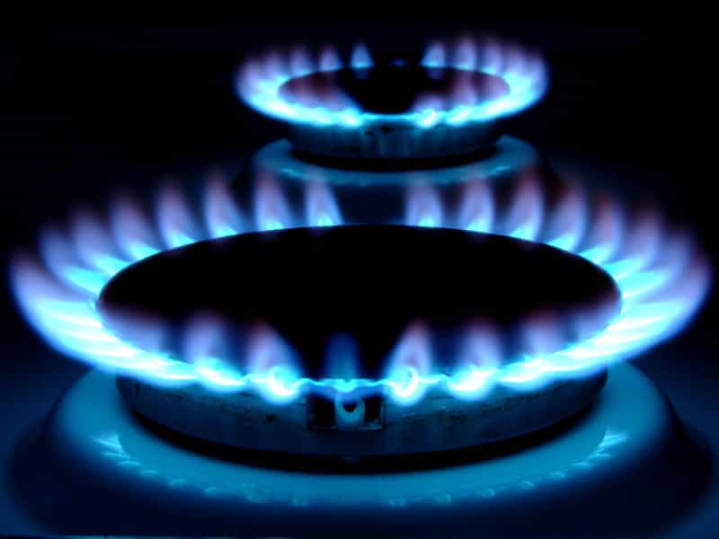 Азаров считает, что запасы газа позволят Украине пережить осень-зиму 2011-2012 годов - при условии разумной экономии, за счет продолжения курса на энергосбережение