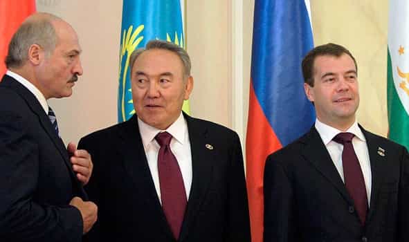 Белоруссия и Казахстан задолжали России