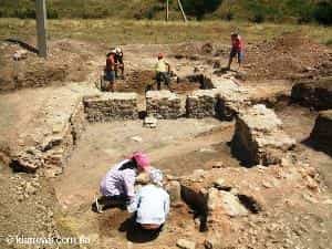 В Старом Крыму во время прокладки газопровода были обнаружены археологические объекты, датированные XII-XIV вв.