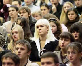 Больше всего студенческую молодежь волнует нехватка средств на проживание