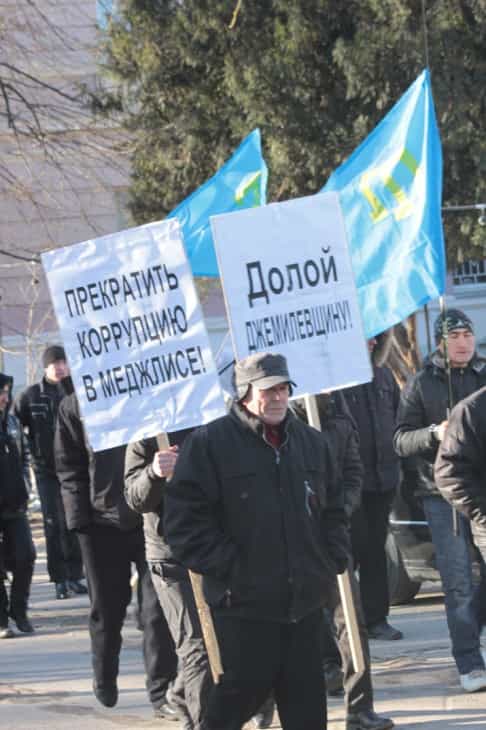 Крымские татары больше не будут терпеть джемилевщину