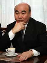 Первый президент Кыргызской Республики Аскар Акаевич Акаев Аскар Акаевич Акаев