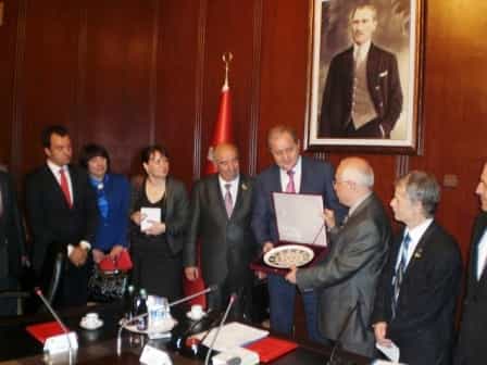 Зачем Дейч возил Джемилёва в Турцию? 