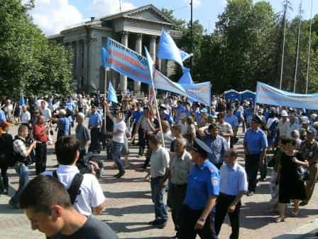 Крымскотатарский Народный Фронт идет на Чрезвычайное Общенародное собрание 18 мая 2012 г.