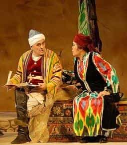 Японцы помогают узбекскому театру