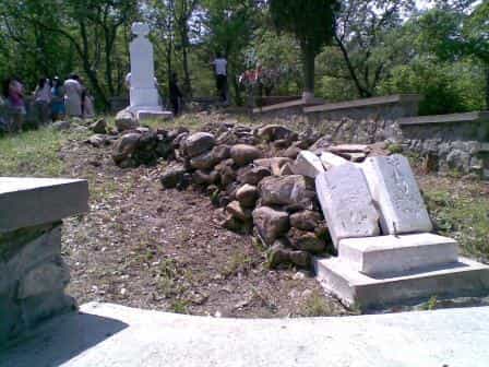 Алушта благодарит меценатов Алушта благодарит меценатов